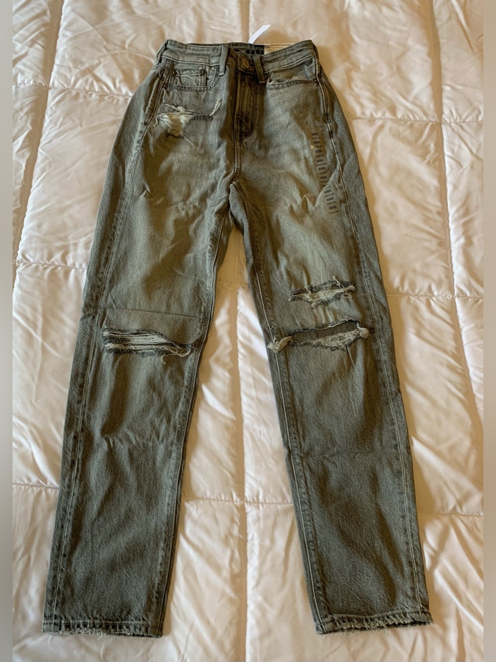 New with tags American Eagle womens jeans size 000
